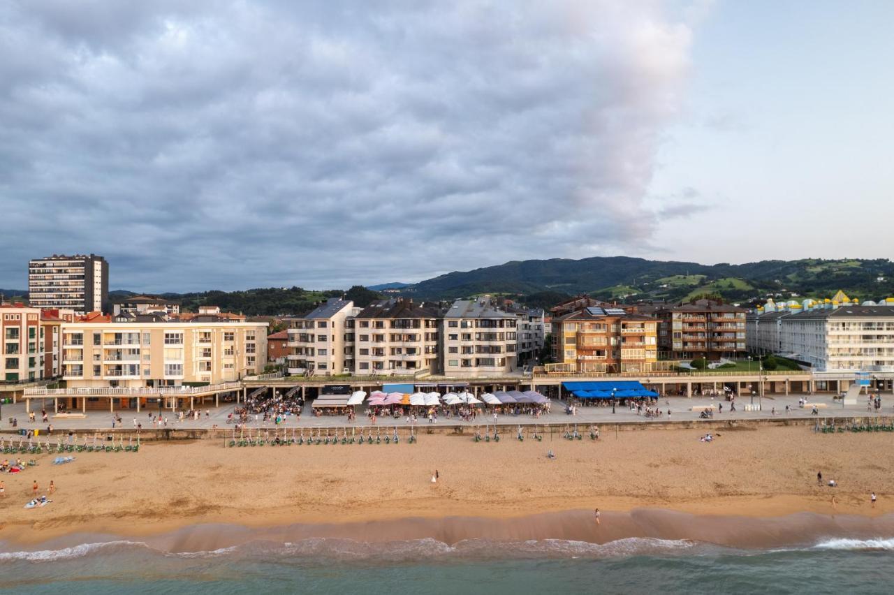 Zarautz Beach With Parking By Aston Rentals Екстериор снимка